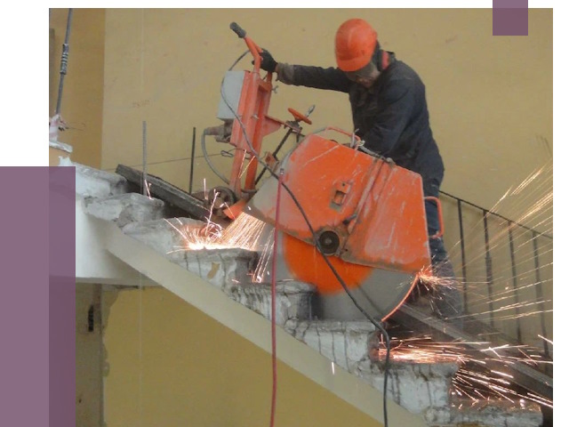 Демонтаж бетонных лестниц в Устях-Илимске от 4680 руб. за м2 | ПРОЛЁТ-Сть