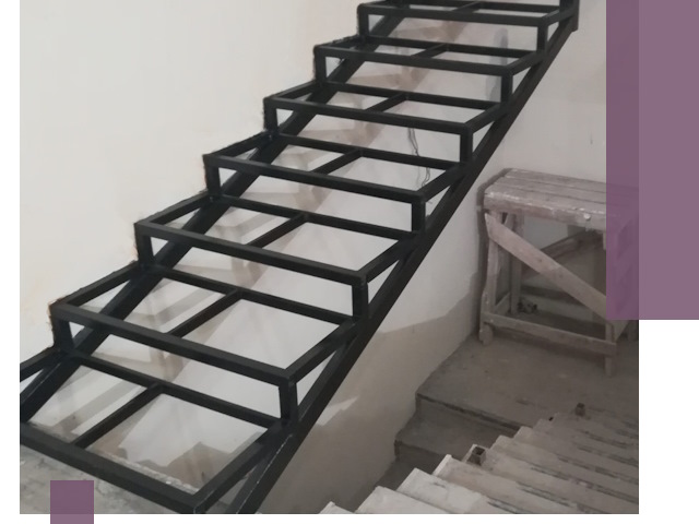 Демонтаж лестниц на металлокаркасе в Устях-Илимске: быстрый вывоз и разбор