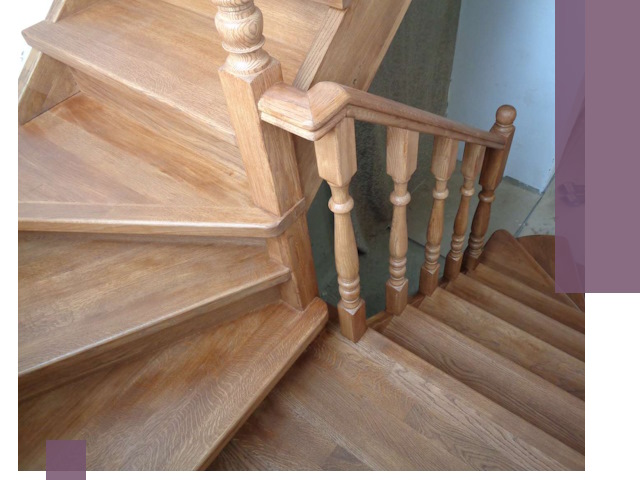 Дубовые лестницы под ключ в Устях-Илимске: изготовление и монтаж