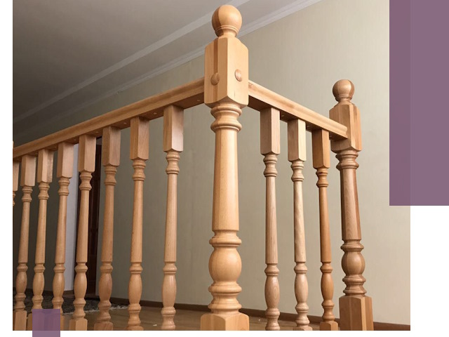 Деревянные перила на заказ в Устях-Илимске: монтаж и изготовление