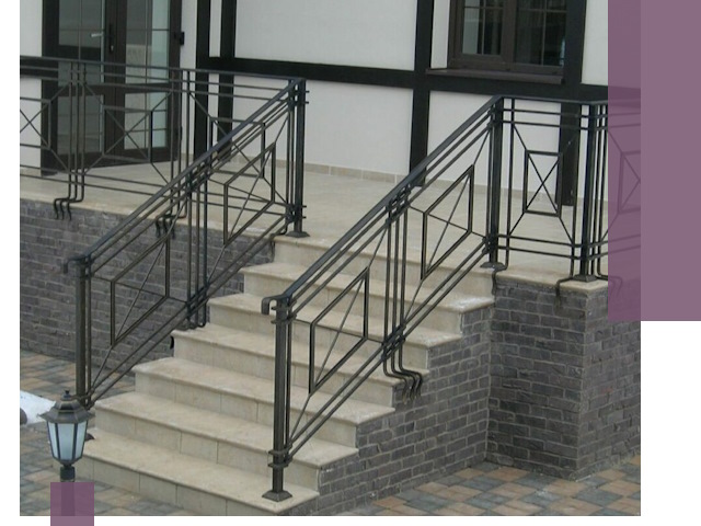 Перила для крыльца в Устях-Илимске — монтаж, изготовление и установка