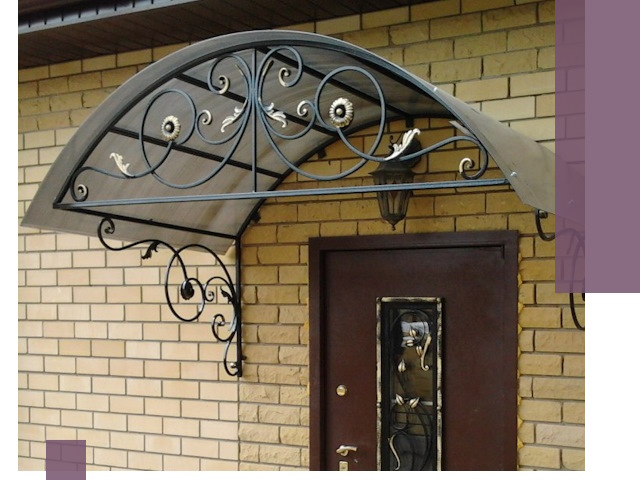 Изготовление козырьков из металла под ключ в Устях-Илимске