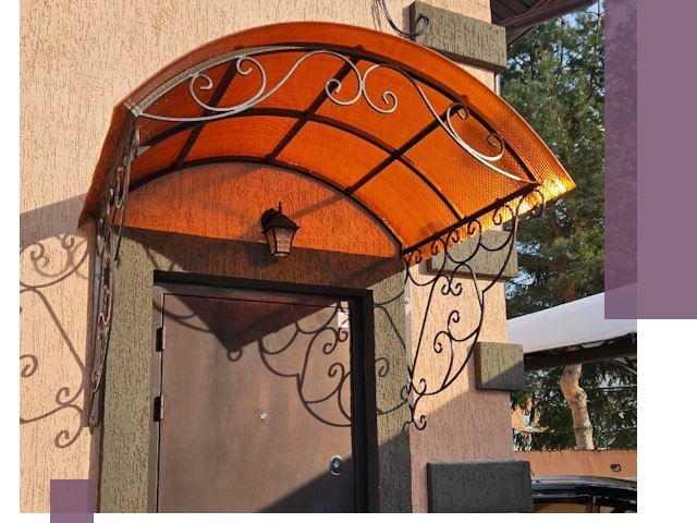 Демонтаж козырьков в Устях-Илимске быстро и безопасно