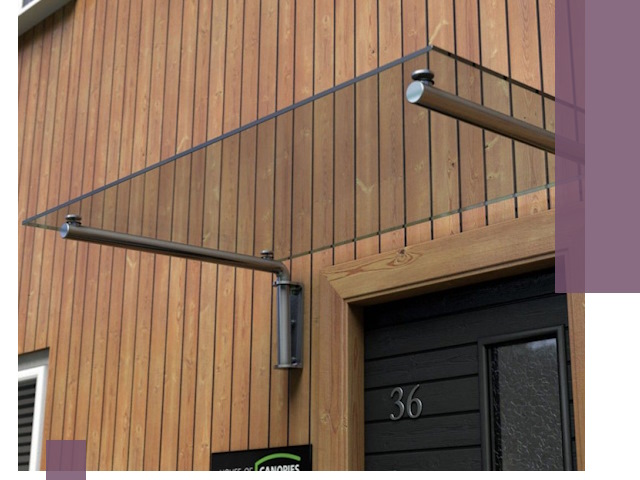 Стеклянные козырьки на входы и фасады в Устях-Илимске