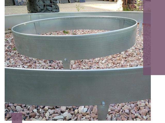 Нержавеющие бордюры под ключ в Устях-Илимске — изготовление и монтаж